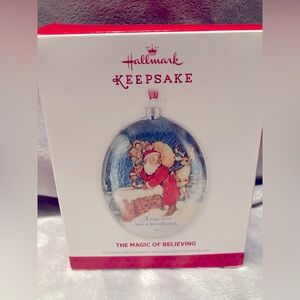 🎄(bundle of 3 for $30 )Hallmark Keepsakee ornament 
The Magic of Believing